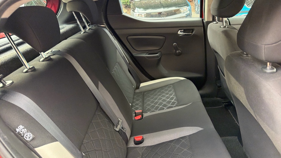 Nissan Micra 1.0 Acenta Limited Edition 5dr Petrol Hatchback - Image 19