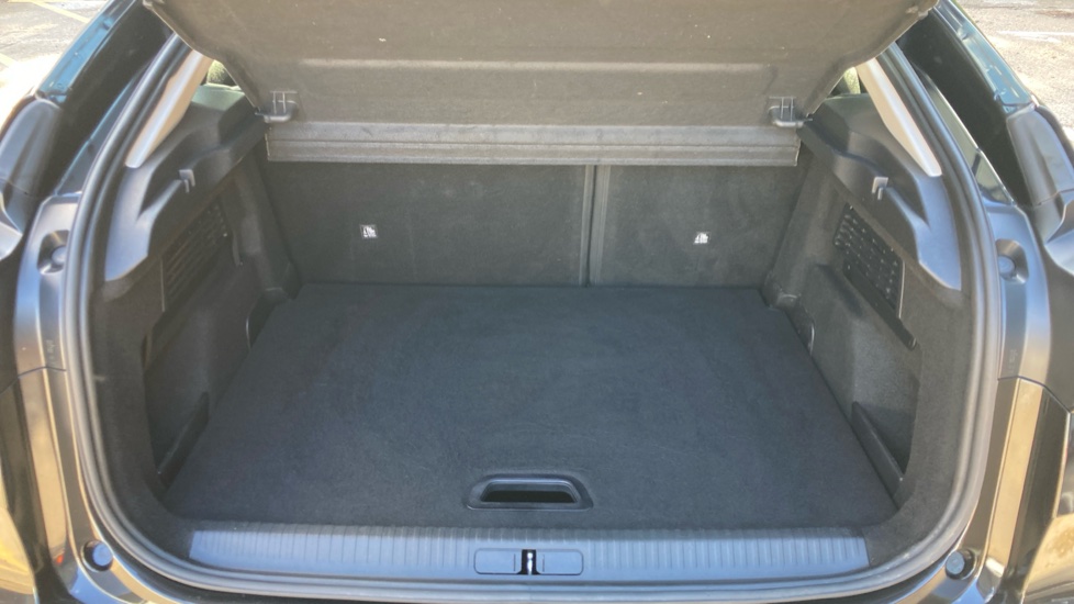 Citroen C4 1.2 PureTech [130] Sense Plus 5dr Petrol Hatchback - Image 4