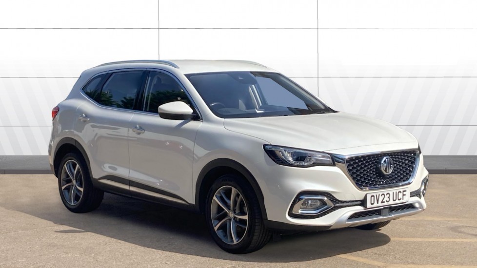 MG HS 1.5 T-GDI Excite 5dr DCT Petrol Hatchback - Image 1