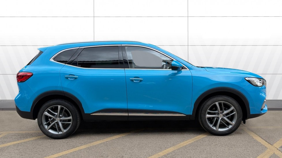 MG HS 1.5 T-GDI Exclusive 5dr DCT Petrol Hatchback - Image 5