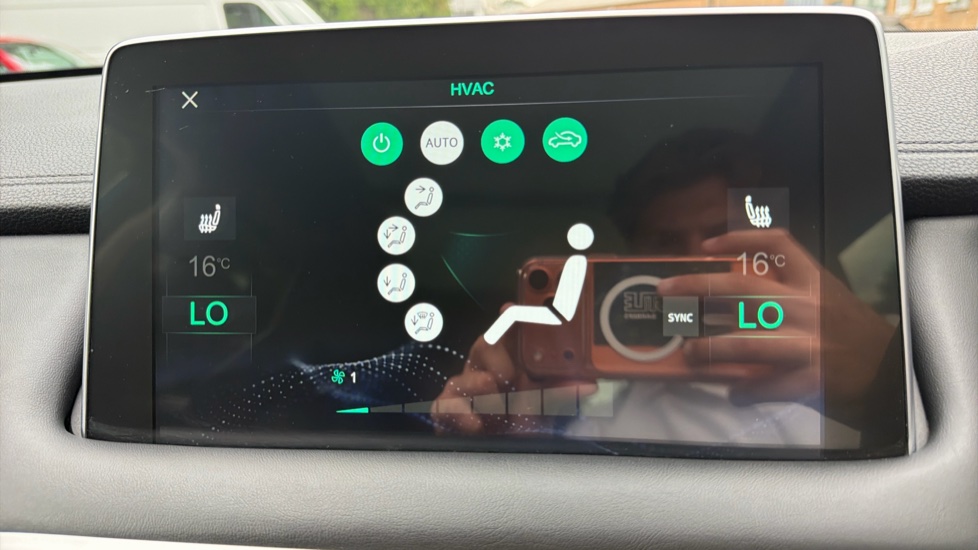 MG HS 1.5 T-GDI Exclusive 5dr DCT Petrol Hatchback - Image 39