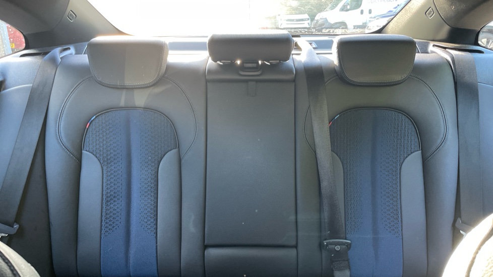 BMW 2 Series 218i [136] M Sport 4dr DCT Petrol Saloon - Image 15