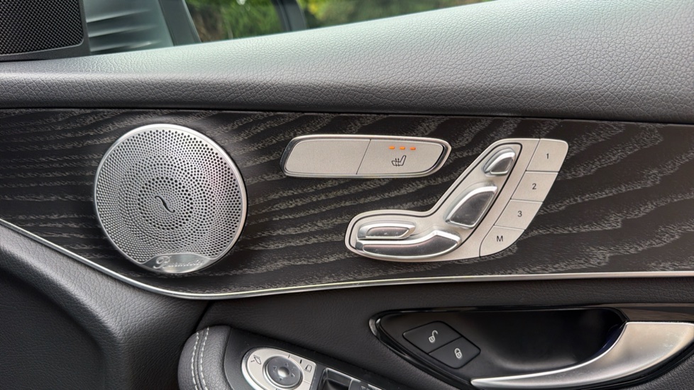 Mercedes-Benz GLC 300d 4Matic AMG Line Premium Pls 5dr 9G-Tronic Diesel Estate - Image 25