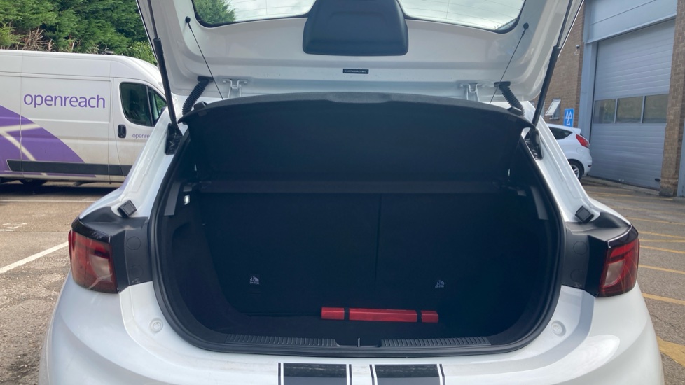 MG MG3 1.5 SE 5dr Petrol Hatchback - Image 4