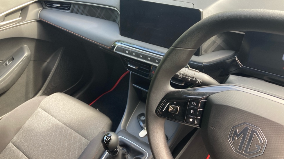MG MG3 1.5 SE 5dr Petrol Hatchback - Image 14