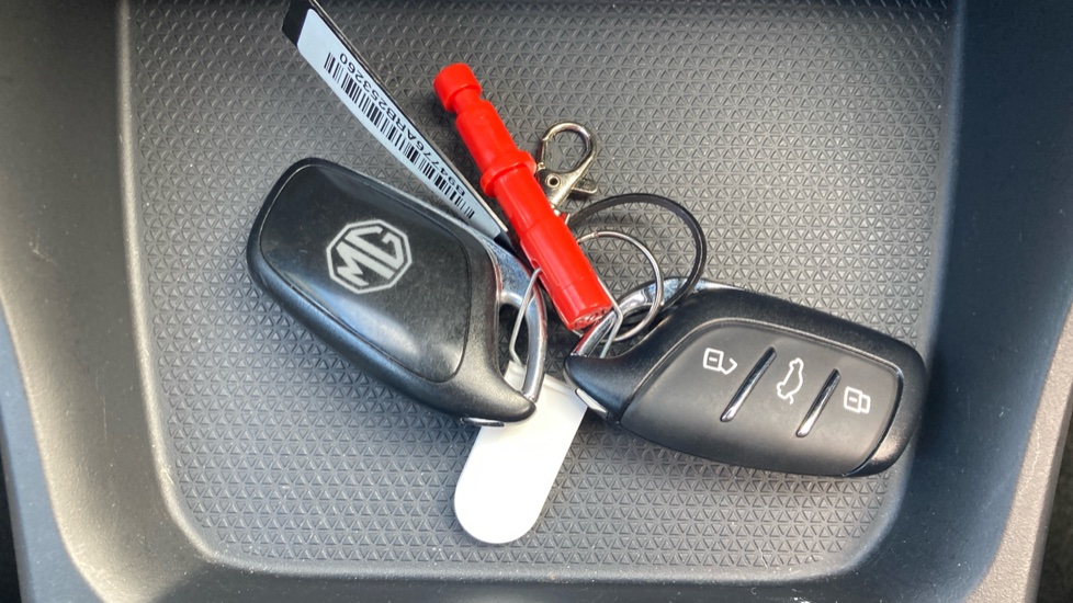 MG MG3 1.5 SE 5dr Petrol Hatchback - Image 20