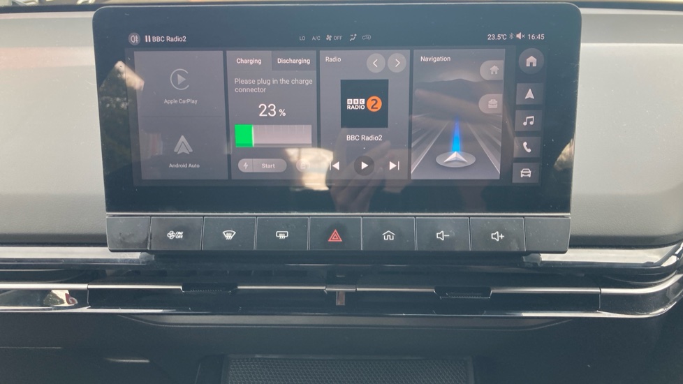 MG MG4 125kW SE [Nav] EV 49kWh 5dr Auto Electric Hatchback - Image 12