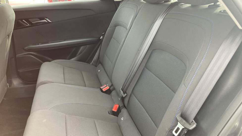 MG MG4 125kW SE [Nav] EV 49kWh 5dr Auto Electric Hatchback - Image 16