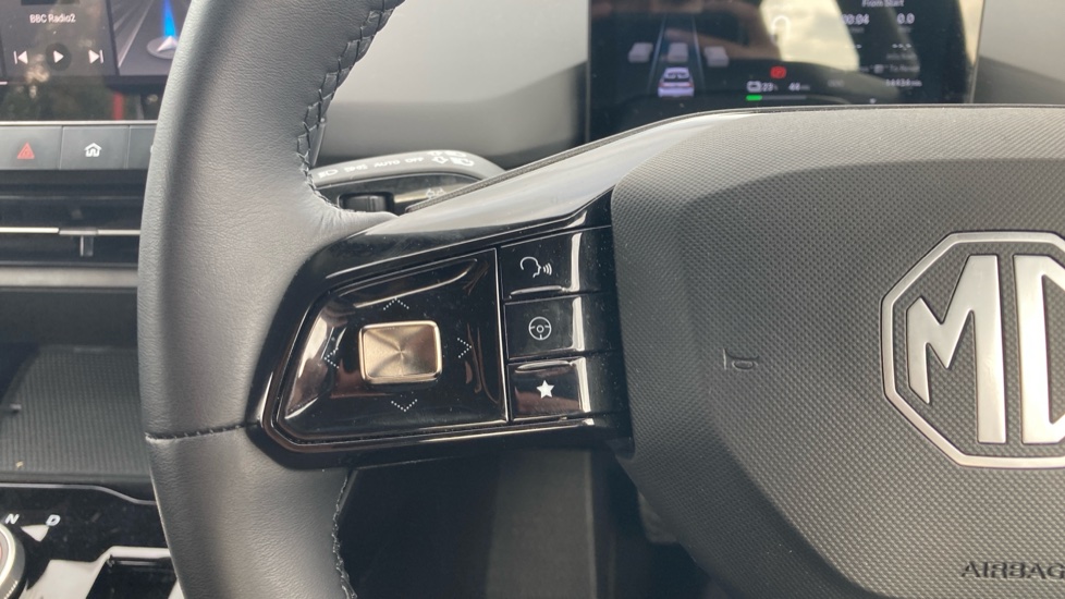 MG MG4 125kW SE [Nav] EV 49kWh 5dr Auto Electric Hatchback - Image 24