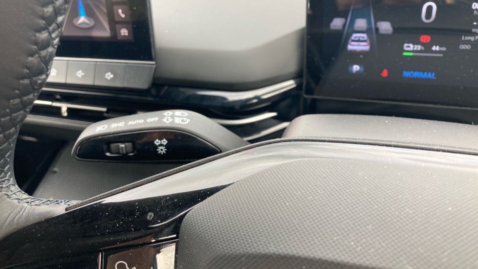 MG MG4 125kW SE [Nav] EV 49kWh 5dr Auto Electric Hatchback - Image 25