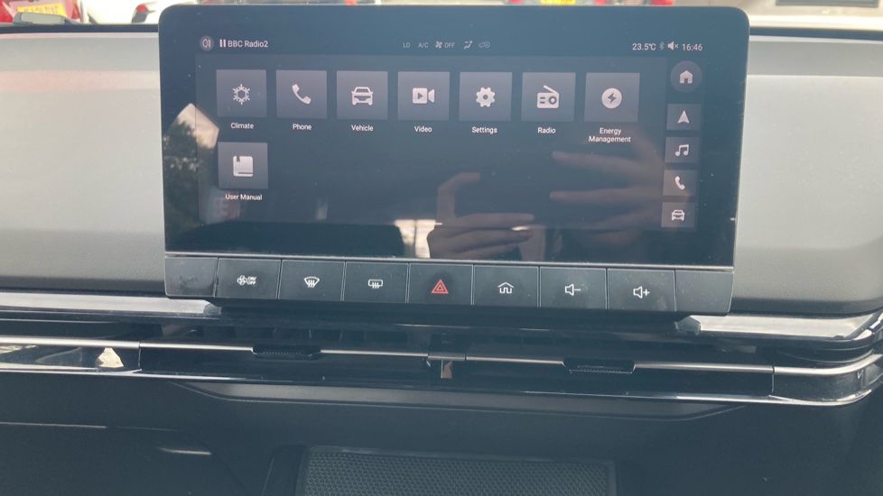 MG MG4 125kW SE [Nav] EV 49kWh 5dr Auto Electric Hatchback - Image 27