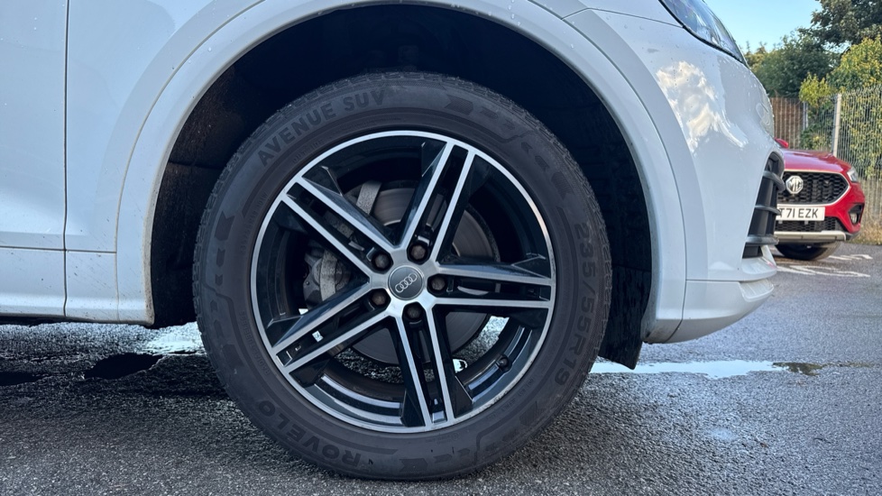 Audi Q5 40 TDI Quattro S Line 5dr S Tronic Diesel Estate - Image 7