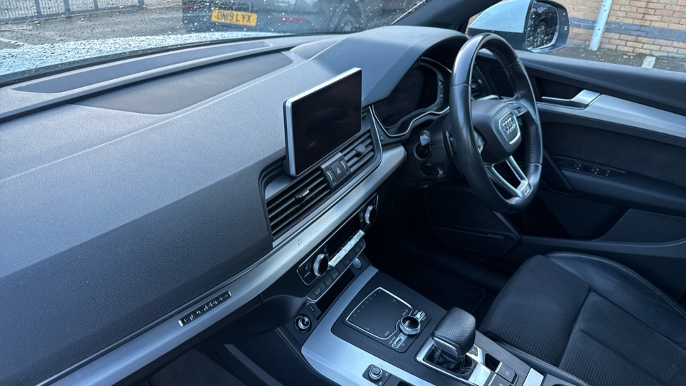 Audi Q5 40 TDI Quattro S Line 5dr S Tronic Diesel Estate - Image 9