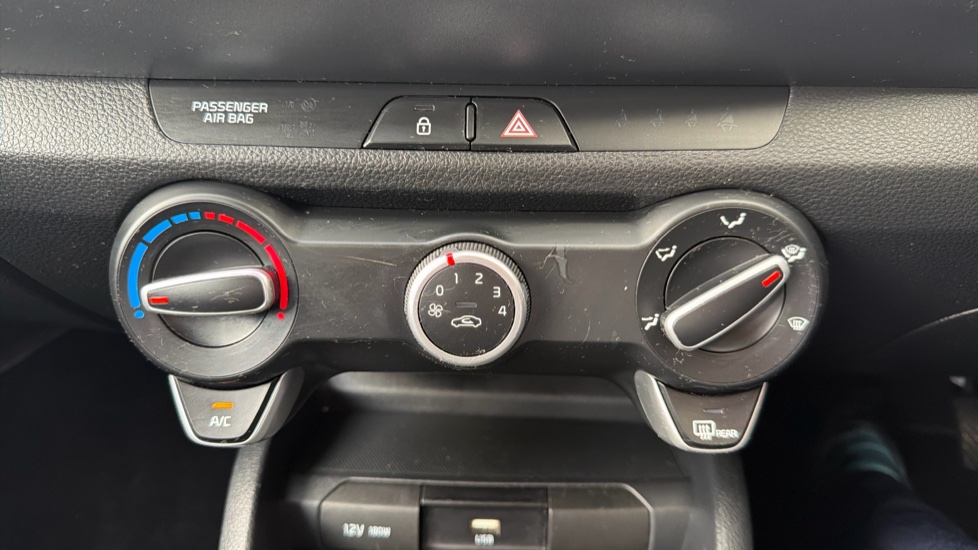 Kia Stonic 1.0T GDi 99 2 5dr Petrol Estate - Image 21