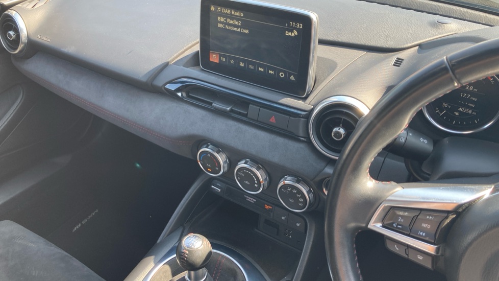 Mazda MX-5 2.0 Launch Edition 2dr Petrol Convertible - Image 14