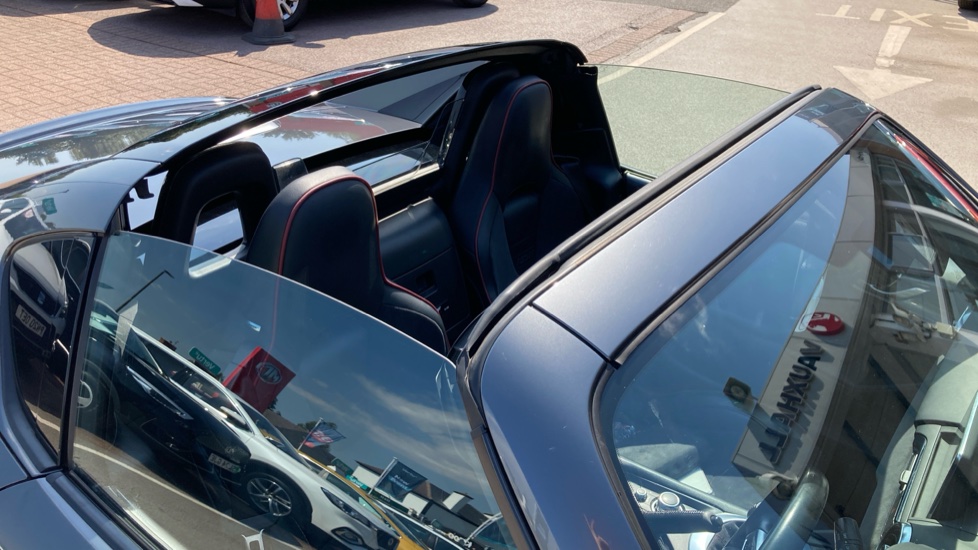 Mazda MX-5 2.0 Launch Edition 2dr Petrol Convertible - Image 32