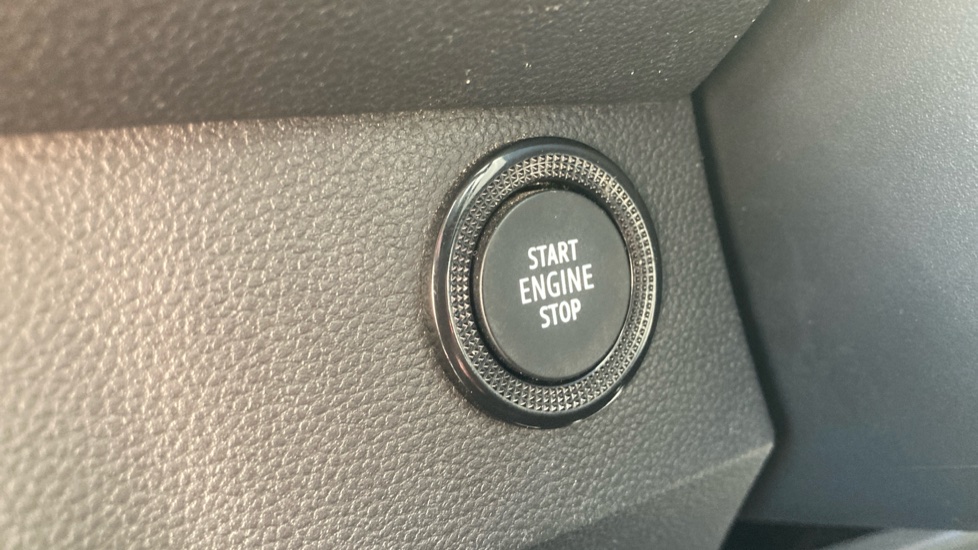 Dacia Sandero Stepway 1.0 TCe Expression 5dr Petrol Hatchback - Image 36