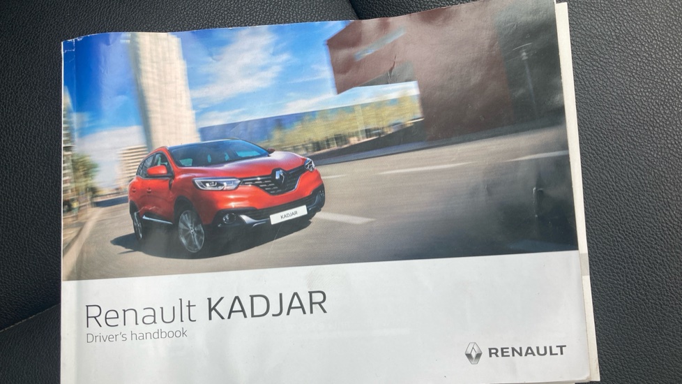 Renault Kadjar 1.6 TCE 165 Signature S Nav 5dr Petrol Hatchback - Image 19