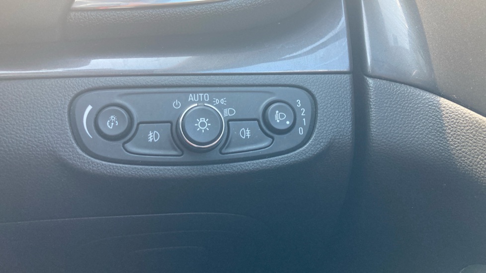 Vauxhall Mokka X 1.4T Elite 5dr Auto Petrol Hatchback - Image 33