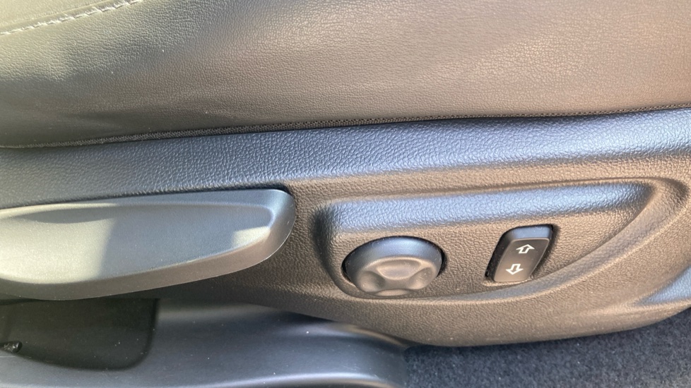 Vauxhall Mokka X 1.4T Elite 5dr Auto Petrol Hatchback - Image 36
