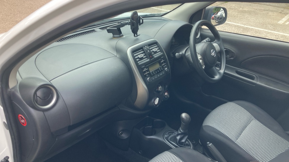 Nissan Micra 1.2 Vibe 5dr Petrol Hatchback - Image 9