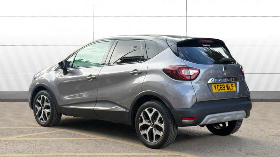 Renault Captur 0.9 TCE 90 GT Line 5dr Petrol Hatchback - Image 2