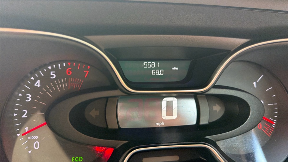 Renault Captur 0.9 TCE 90 GT Line 5dr Petrol Hatchback - Image 26