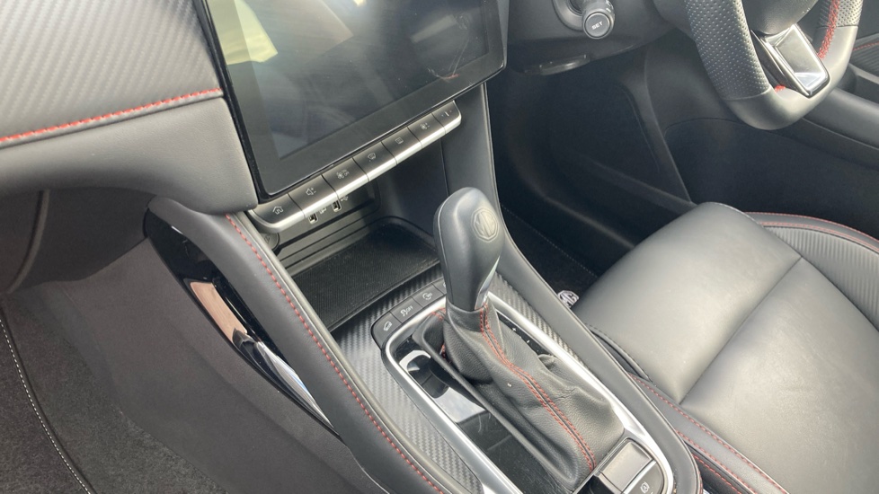 MG ZS 1.0T GDi Exclusive 5dr DCT Petrol Hatchback - Image 13