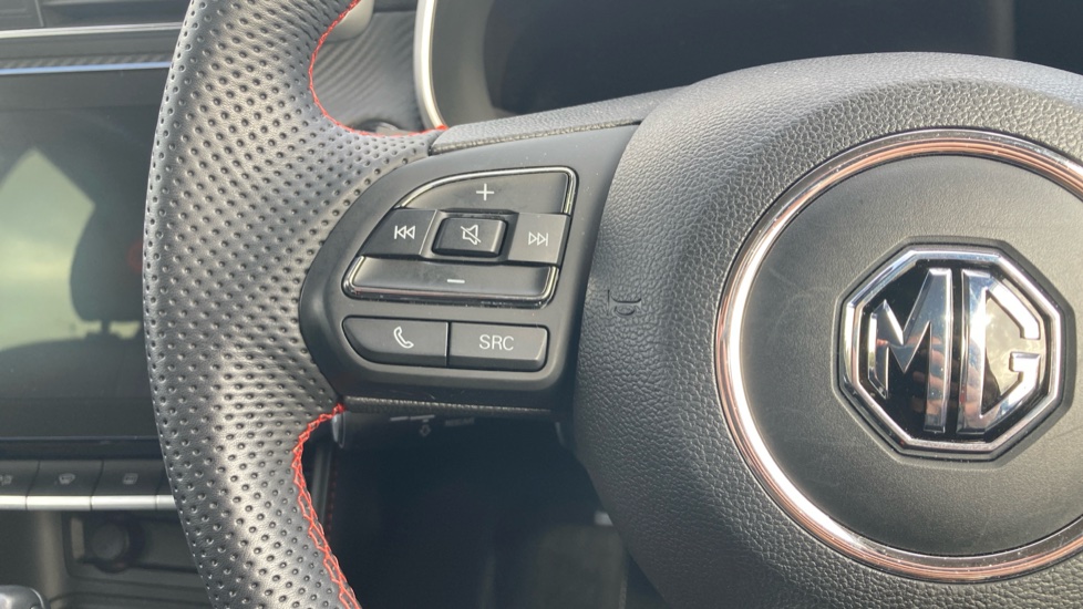 MG ZS 1.0T GDi Exclusive 5dr DCT Petrol Hatchback - Image 30