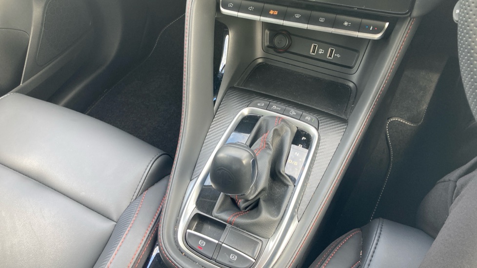 MG ZS 1.0T GDi Exclusive 5dr DCT Petrol Hatchback - Image 32