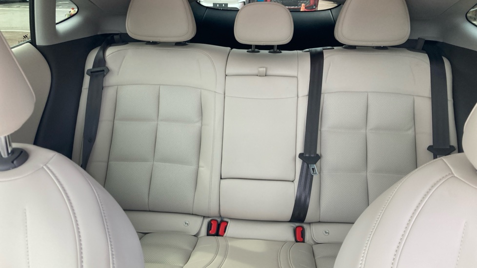 MG IM5 553kW Performance 100kWh 5dr Auto Electric Hatchback - Image 15