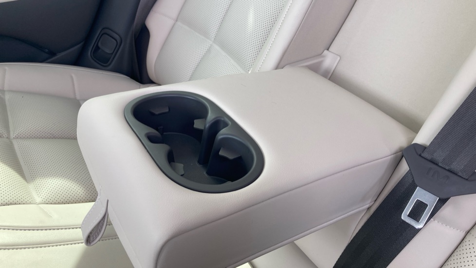 MG IM5 553kW Performance 100kWh 5dr Auto Electric Hatchback - Image 21