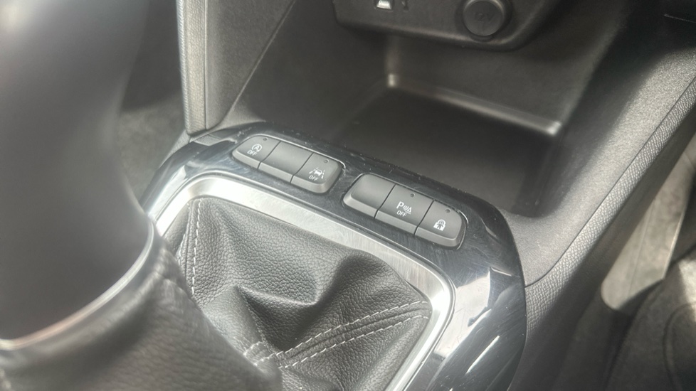 Vauxhall Corsa 1.2 SE Premium 5dr Petrol Hatchback - Image 27