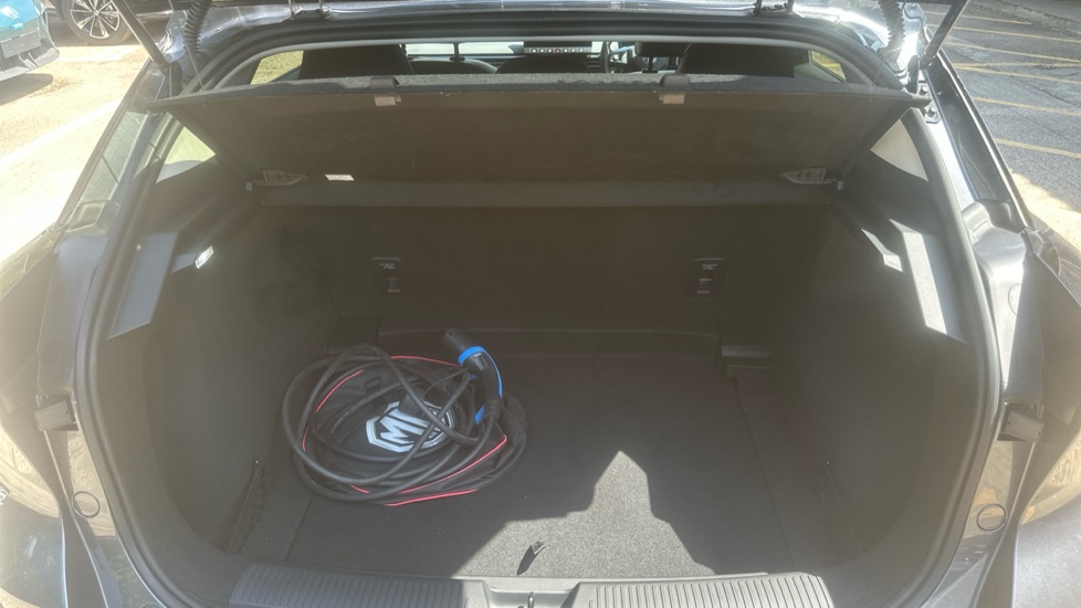 MG MG4 180kW Trophy EV Extended Range 77kWh 5dr Auto Electric Hatchback - Image 4