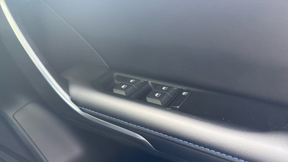 MG MG4 180kW Trophy EV Extended Range 77kWh 5dr Auto Electric Hatchback - Image 37