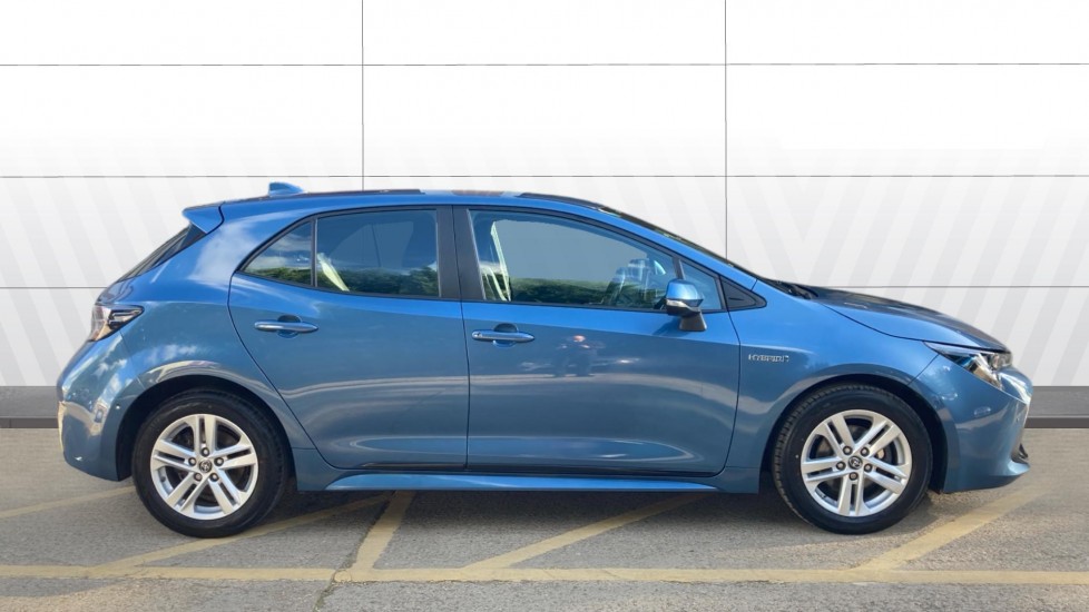 Toyota Corolla 1.8 VVT-i Hybrid Icon Tech 5dr CVT Hybrid Hatchback - Image 5