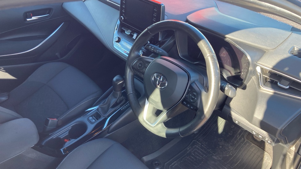 Toyota Corolla 1.8 VVT-i Hybrid Icon Tech 5dr CVT Hybrid Hatchback - Image 11