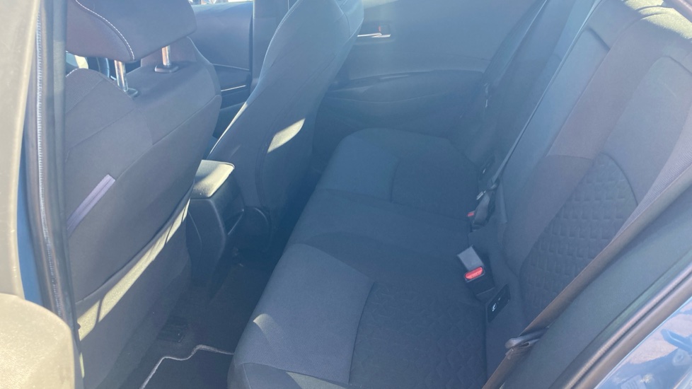 Toyota Corolla 1.8 VVT-i Hybrid Icon Tech 5dr CVT Hybrid Hatchback - Image 16
