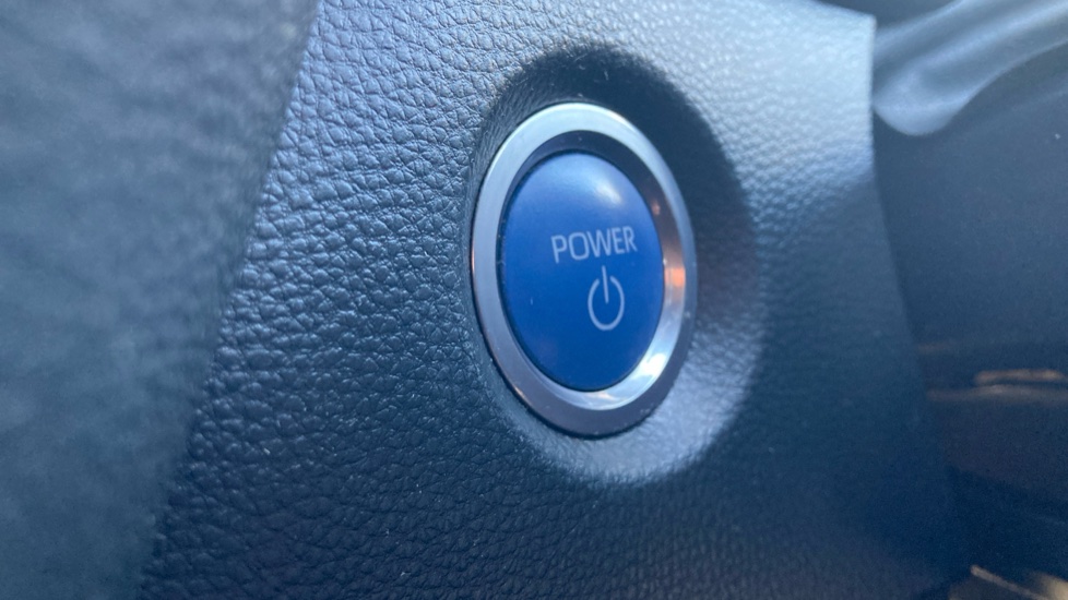 Toyota Corolla 1.8 VVT-i Hybrid Icon Tech 5dr CVT Hybrid Hatchback - Image 28