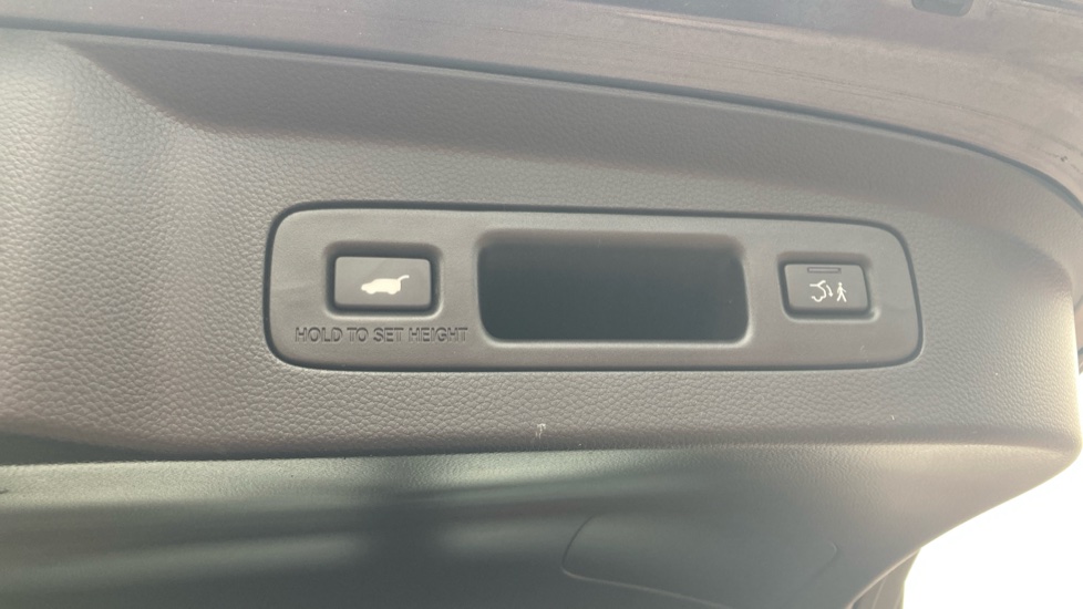 Honda HR-V 1.5 eHEV Advance 5dr CVT Hybrid Hatchback - Image 21