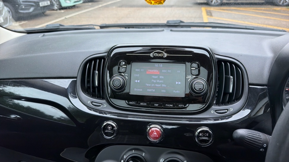 Fiat 500 1.2 Lounge 3dr Petrol Hatchback - Image 19