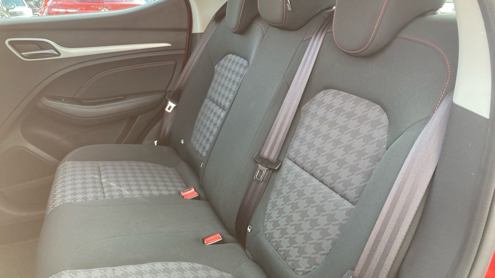 MG ZS 1.5 VTi-TECH Excite 5dr Petrol Hatchback - Image 16