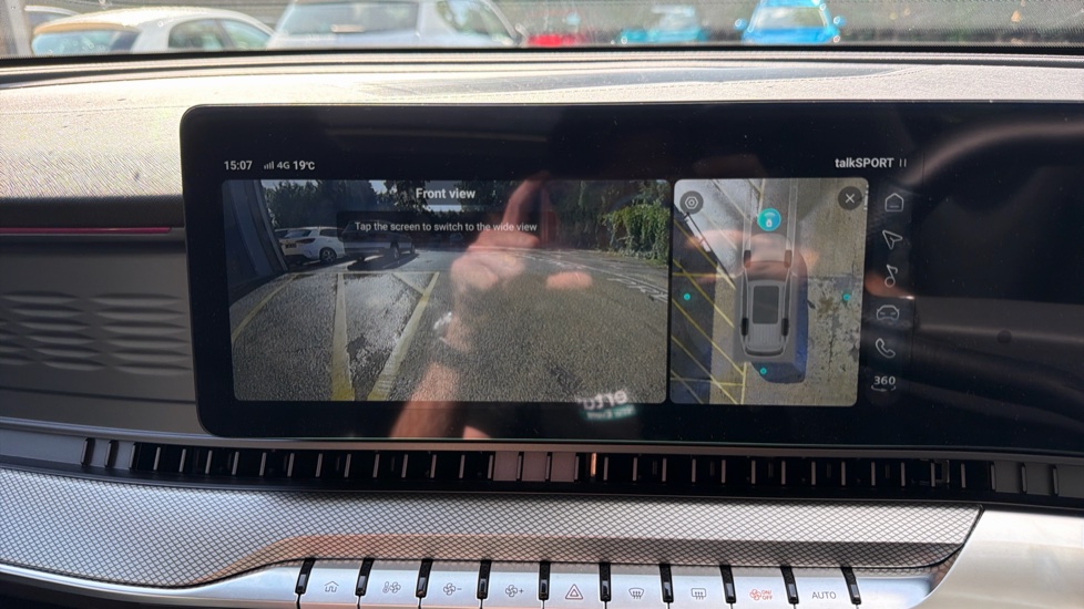 MG MGS9 1.5 T-GDI PHEV Premium 5dr Auto Estate - Image 37
