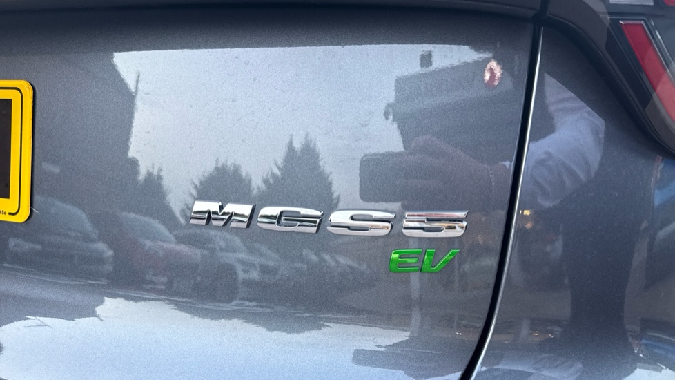 MG MGS5 125kW SE EV 49kWh 5dr Auto Electric Estate - Image 8