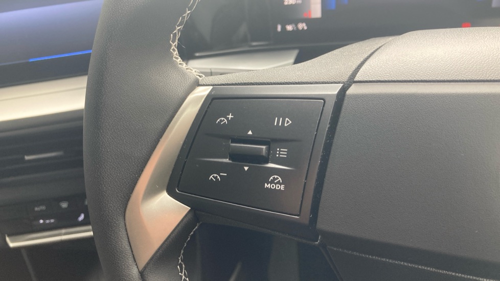 Vauxhall Frontera 83kW GS 54kWh Extended Range 5dr Auto Electric Estate - Image 30