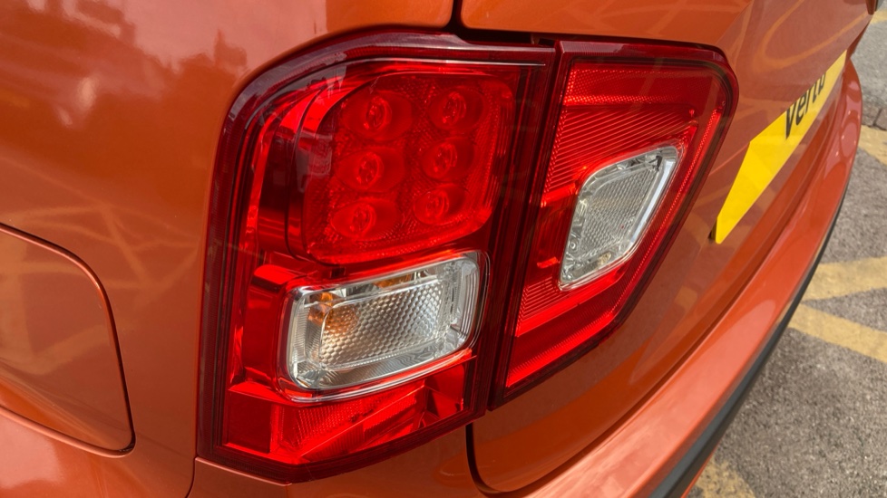 Suzuki Ignis 1.2 Dualjet SHVS SZ5 ALLGRIP 5dr Petrol Hatchback - Image 22