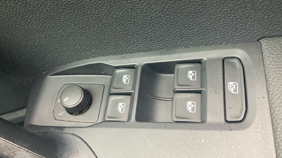 SEAT Arona 1.0 TSI SE Technology 5dr Petrol Hatchback - Image 23