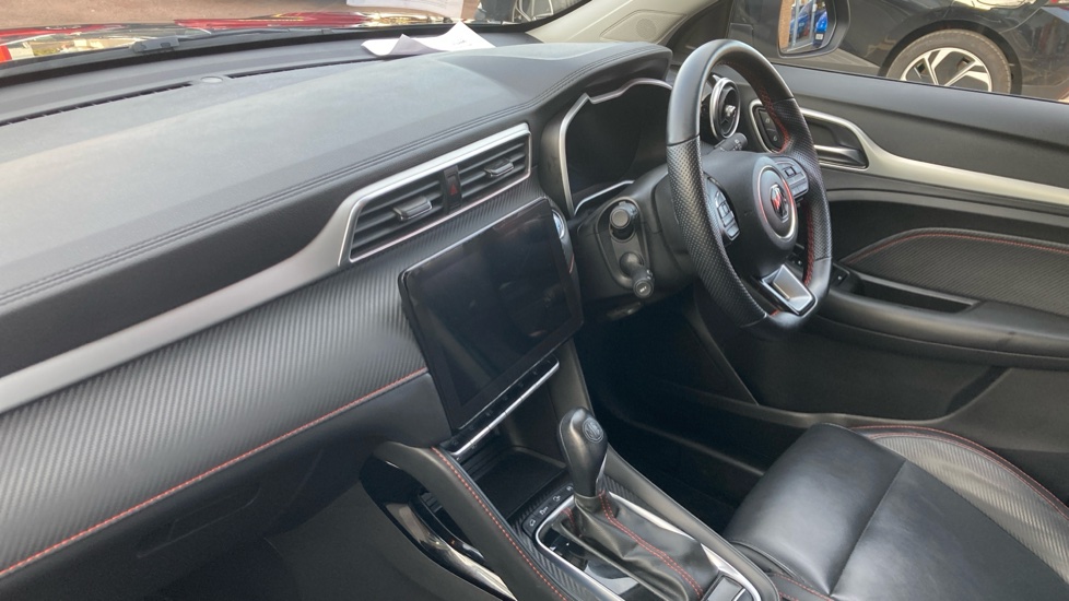 MG ZS 1.0T GDi Exclusive 5dr DCT Petrol Hatchback - Image 9