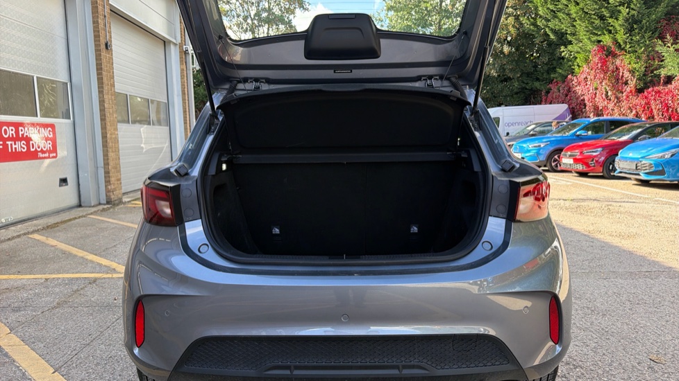 MG MG3 1.5 SE 5dr Petrol Hatchback - Image 4