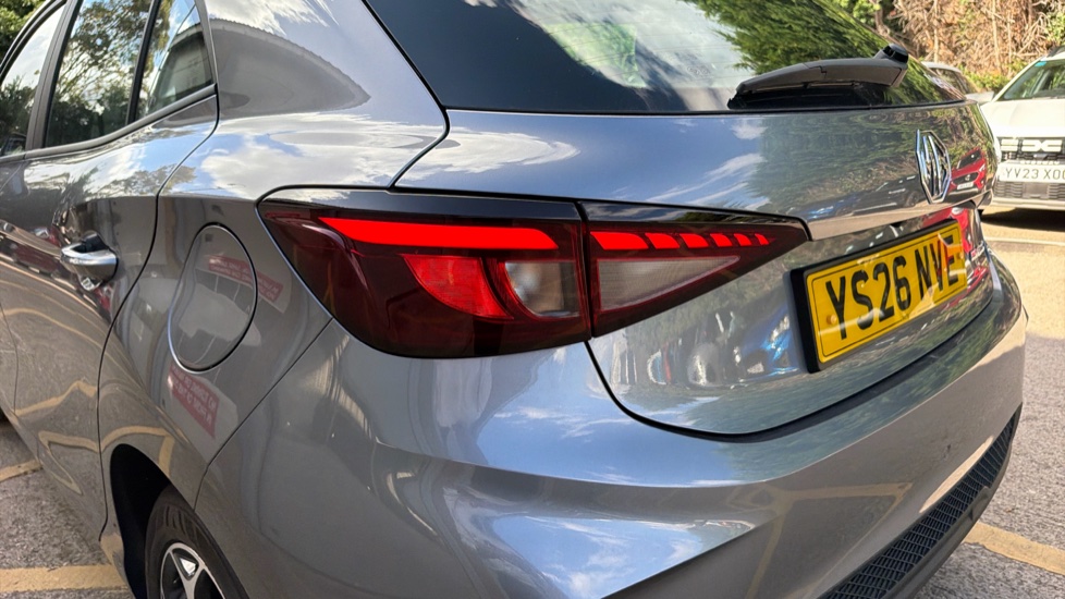 MG MG3 1.5 SE 5dr Petrol Hatchback - Image 11